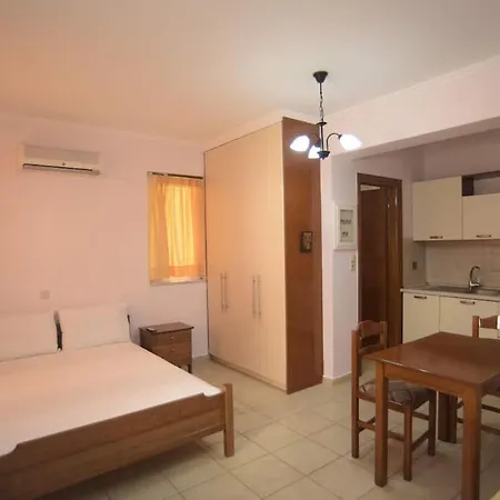 Apartment Little *